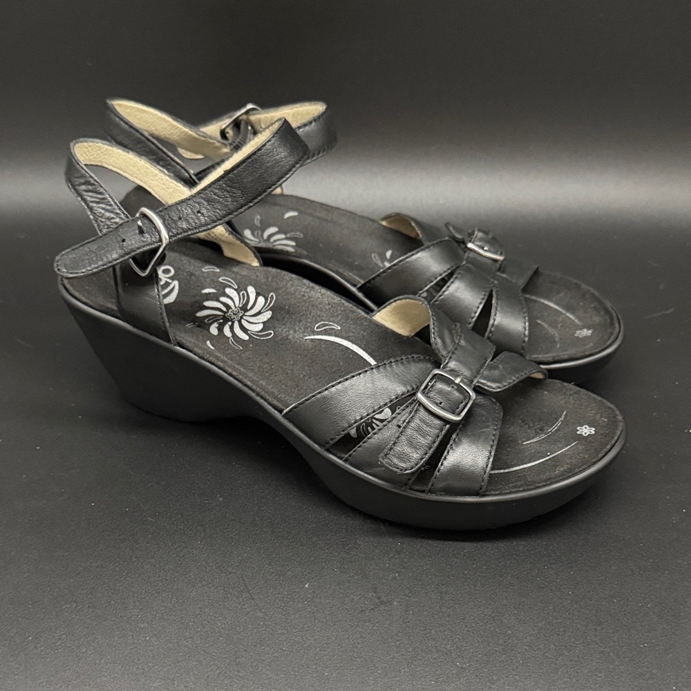 Abeo Black Wedge Sandals Sz 8N